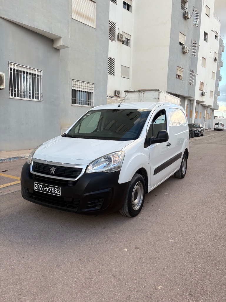 Peugeot partner B9