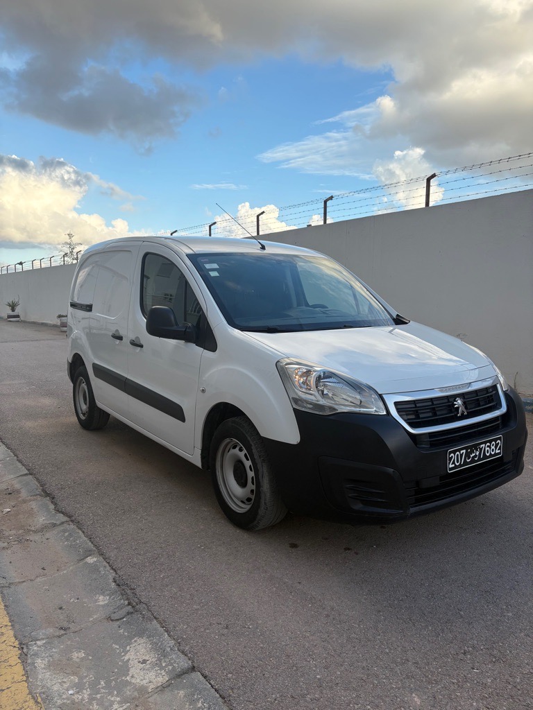 Peugeot partner B9