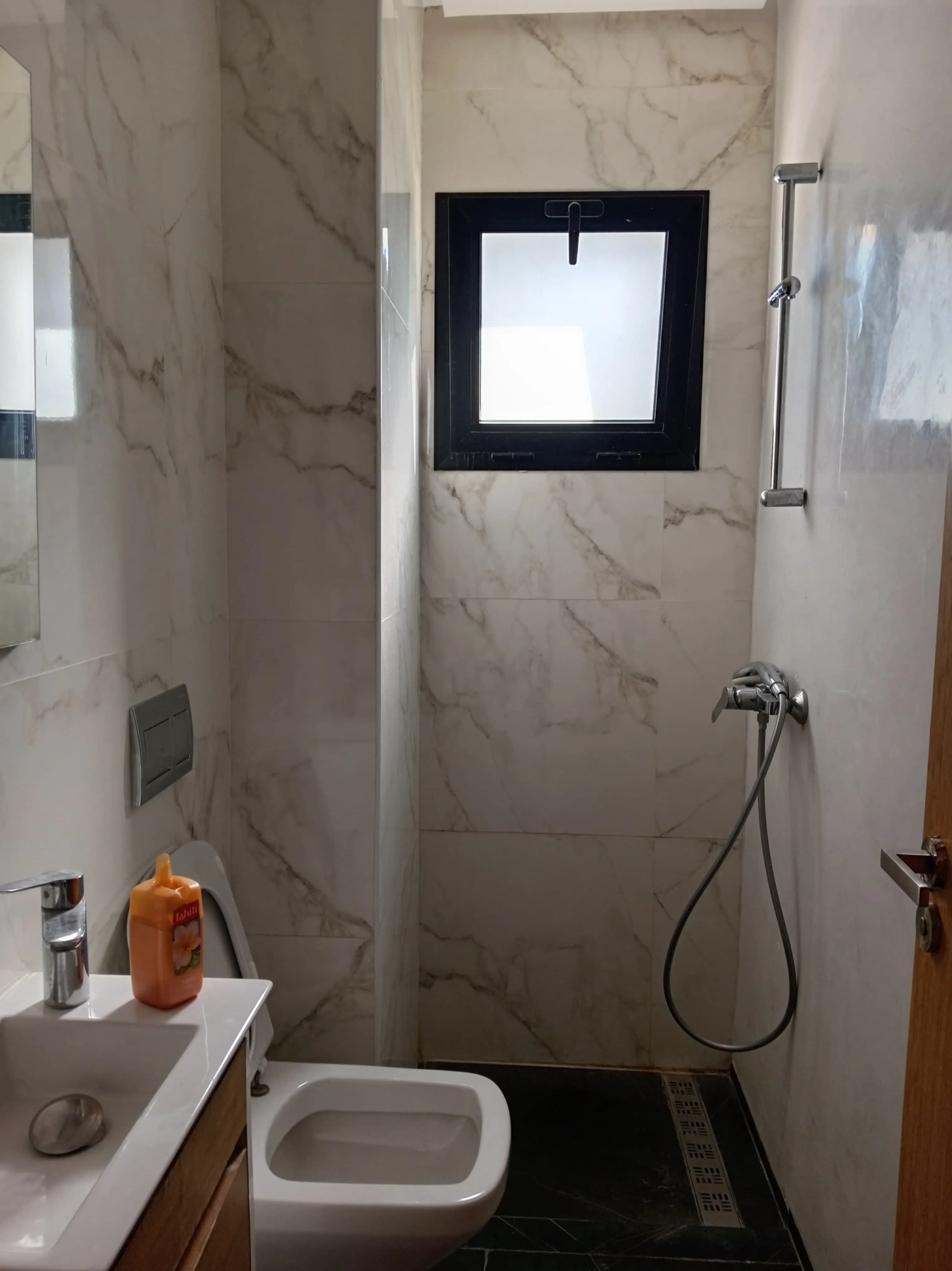 🔴⚫️ APPARTEMENT S+1 MEUBLÉ – RIADH ANDALOUS, ARIANA