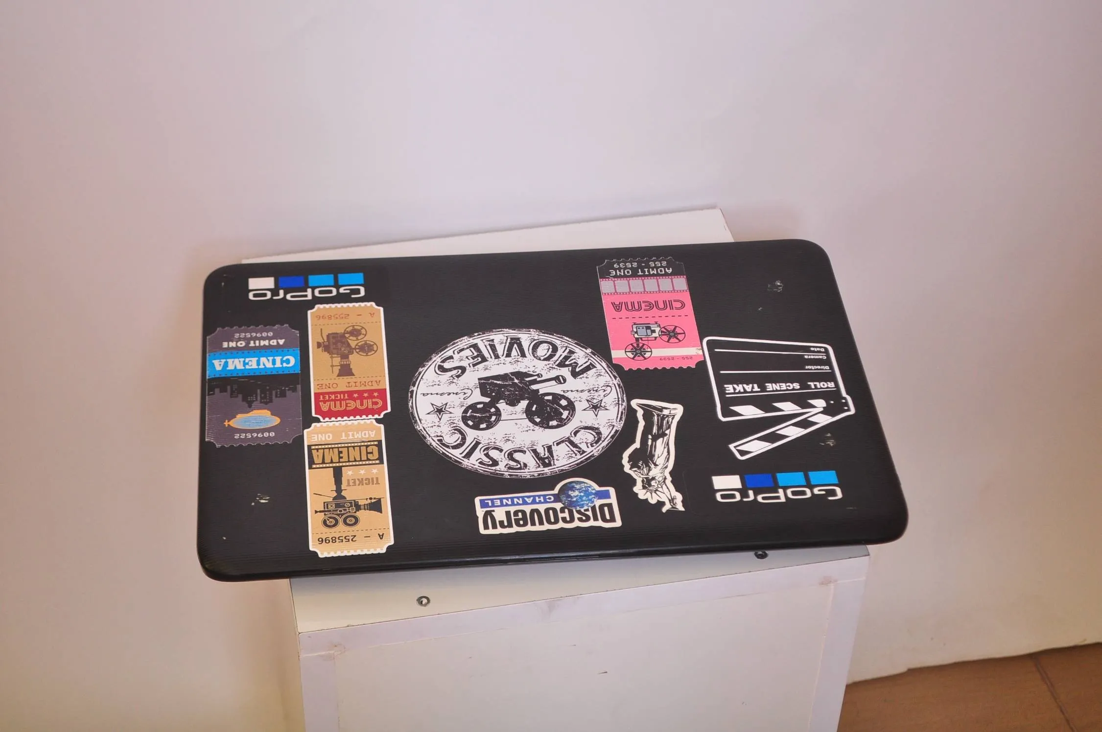 Pc portable HP 15-ay112nk / i5 7é Gén / 8Go/1To/2G AMD R5 M430