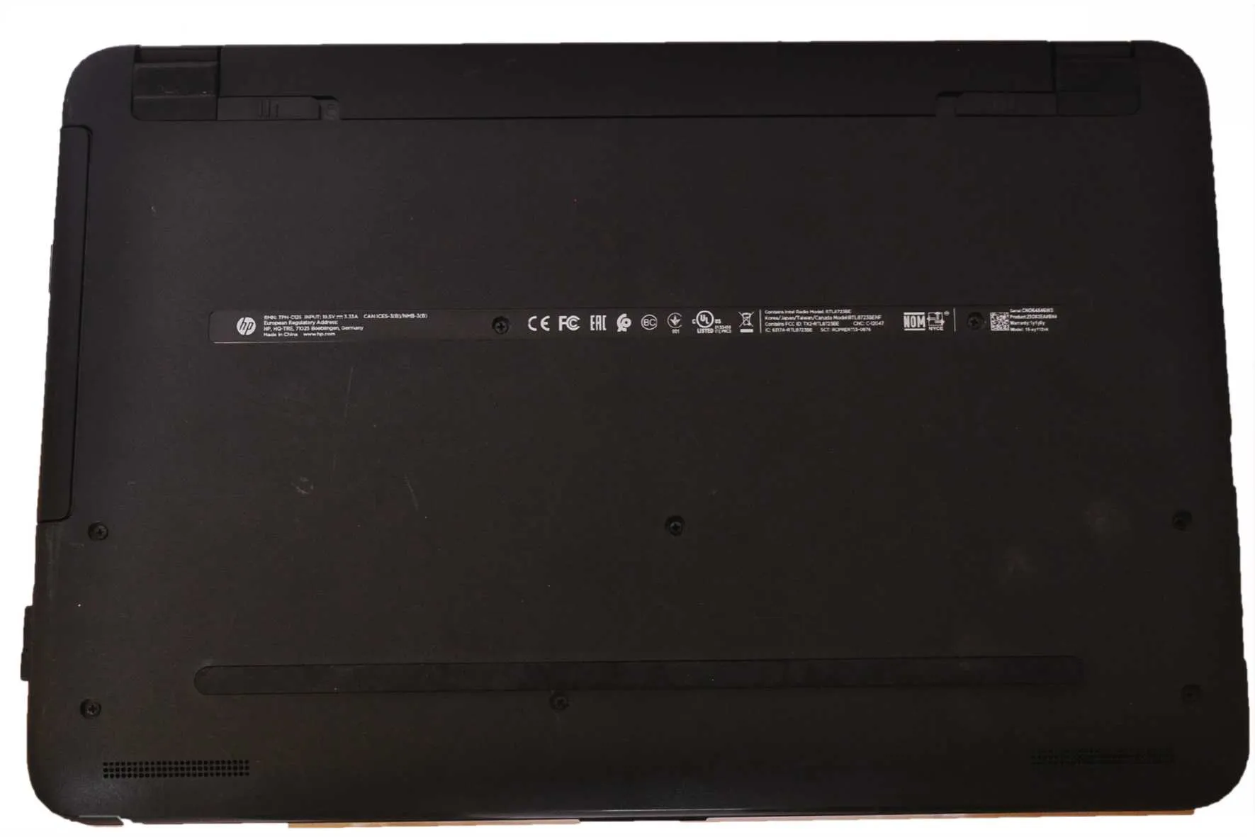 Pc portable HP 15-ay112nk / i5 7é Gén / 8Go/1To/2G AMD R5 M430