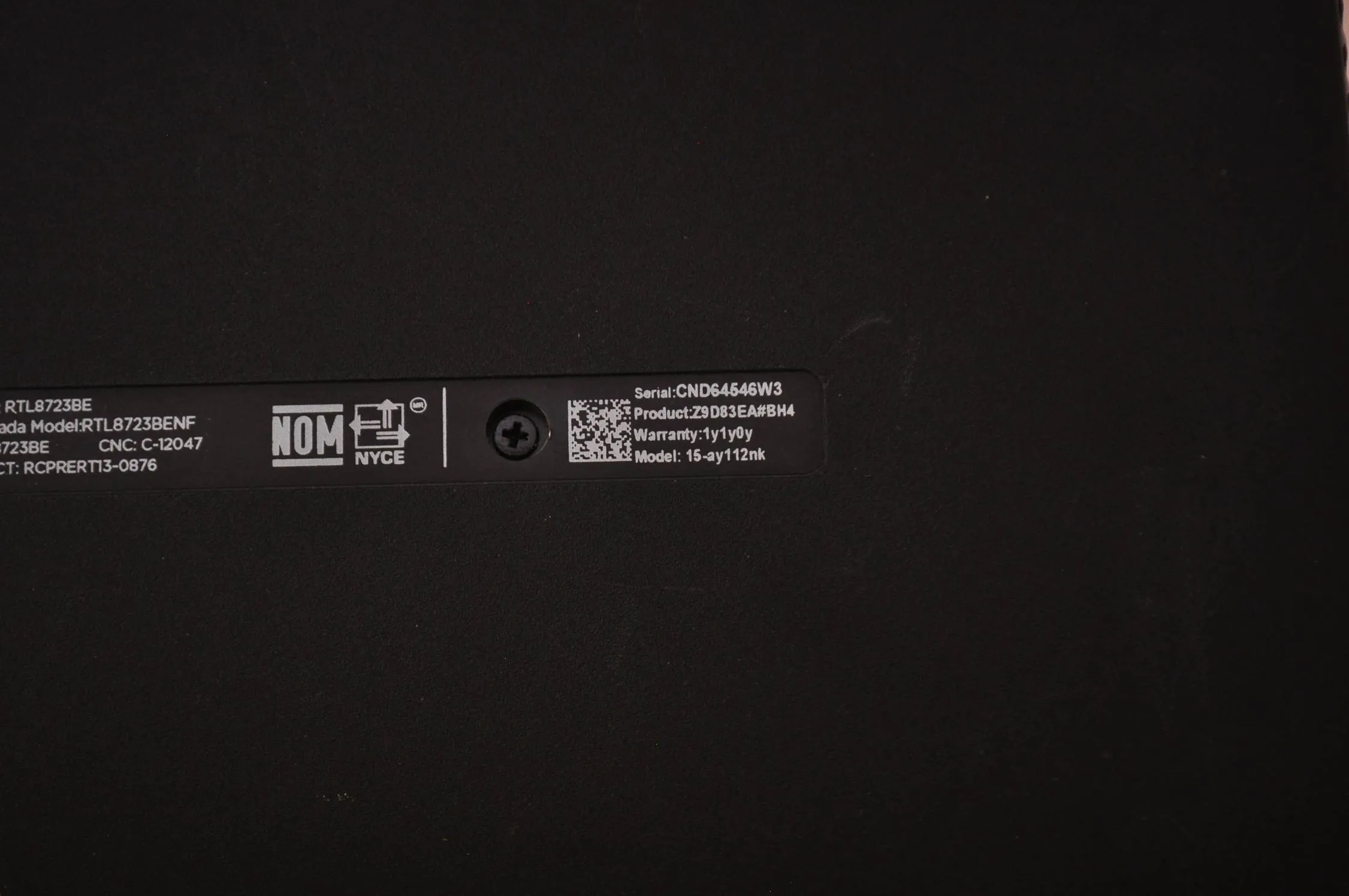 Pc portable HP 15-ay112nk / i5 7é Gén / 8Go/1To/2G AMD R5 M430