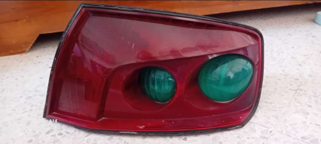 Feu arrière gauche peugeot 407 origine 