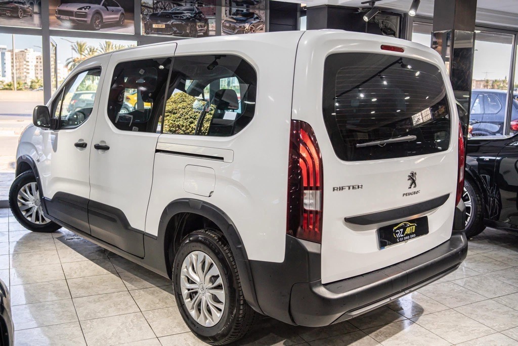 🌟PEUGEOT RIFTER 7 PLACES 🌟 📲 51 080 080 | 26 410 477 🔁 Possibilité de vente ou échange 