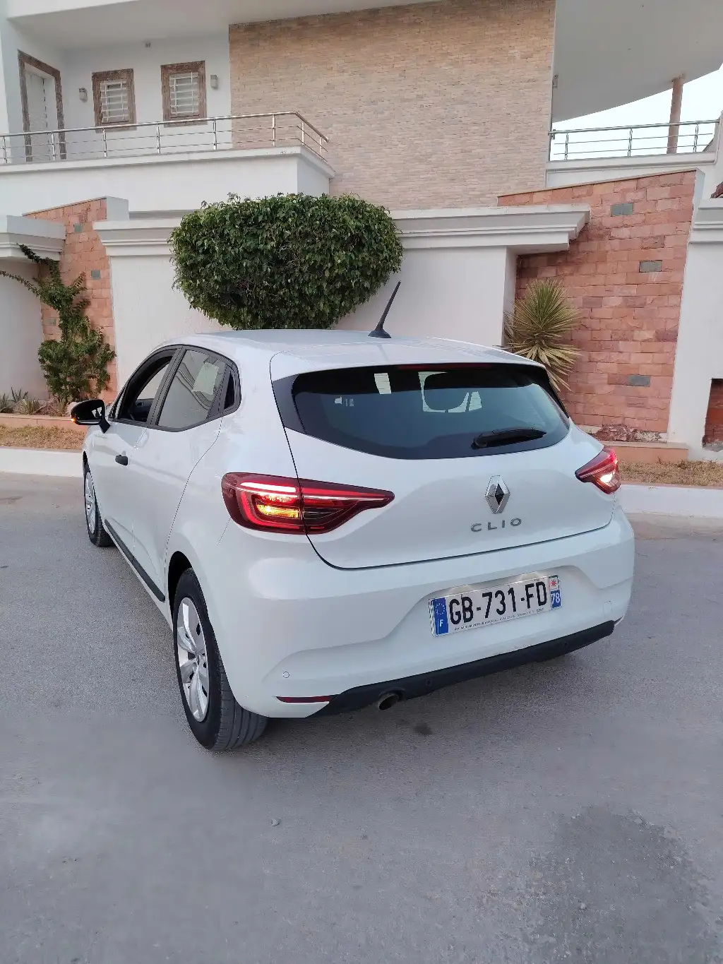 CLIO 5 LIMITED