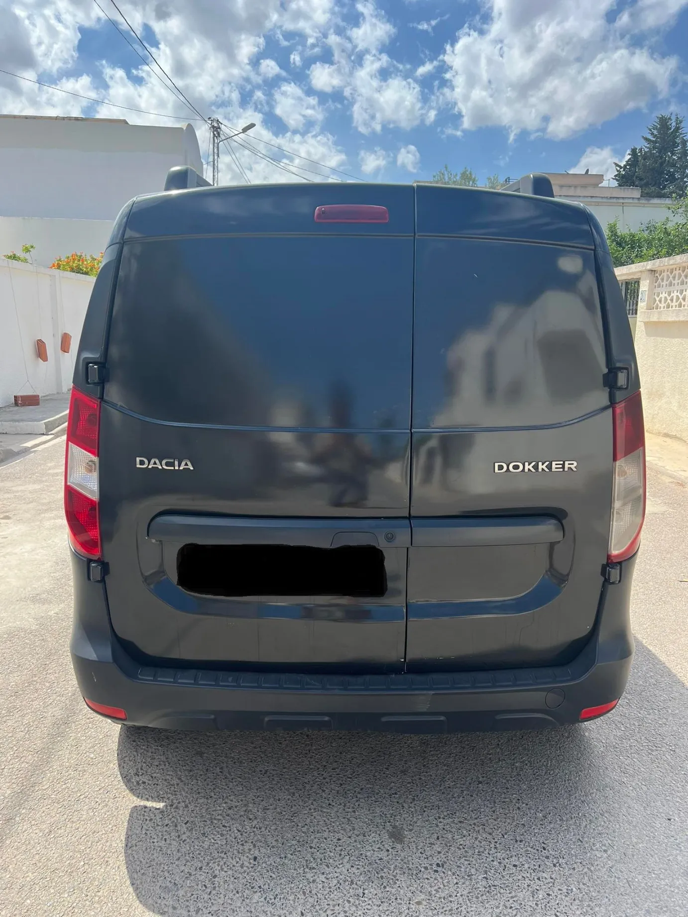 AV DACIA DOKKER 2018 Moteur endommagé TEL 98479647 