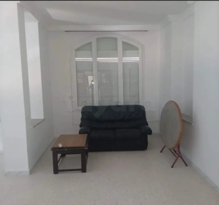 Location S3 vide Ă  El Manar 1