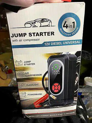Démarreur de voiture 4 en 1