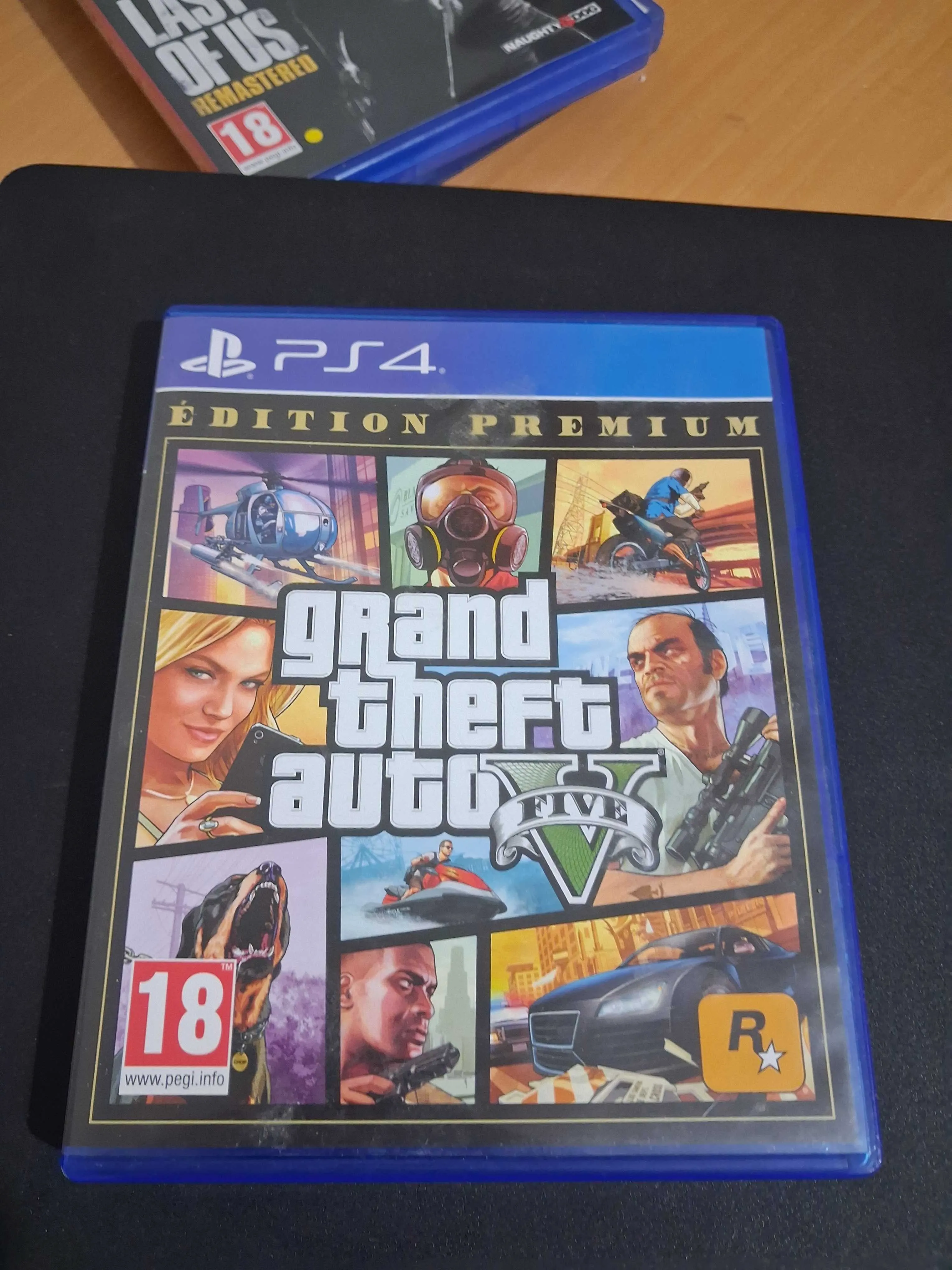 PS4 SLIM 1tr