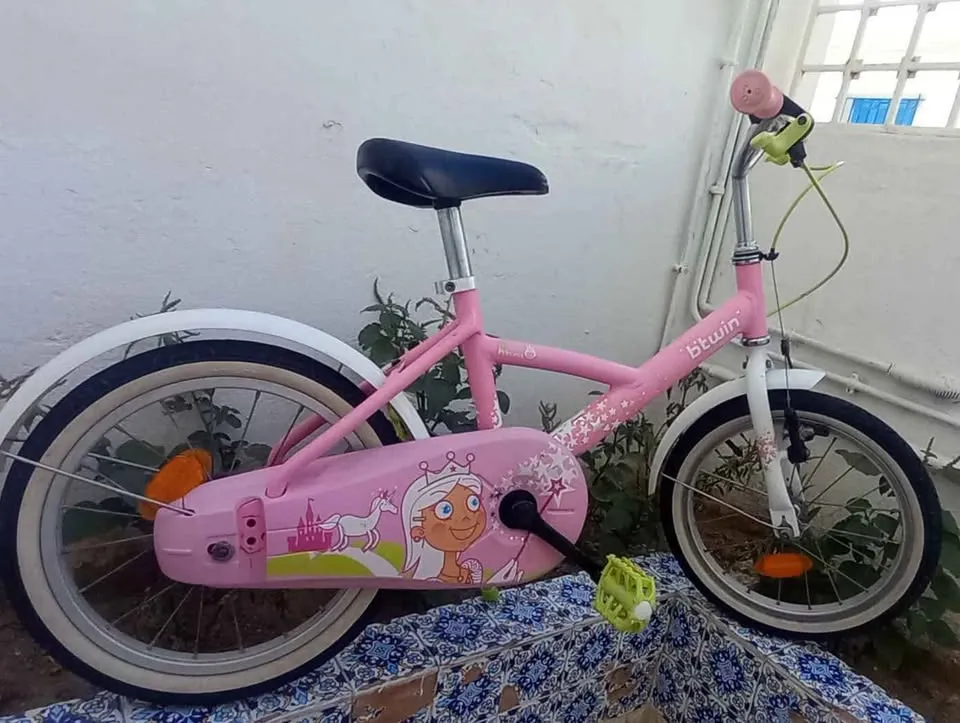 Velo Btwin 16 pouce fille Neuf