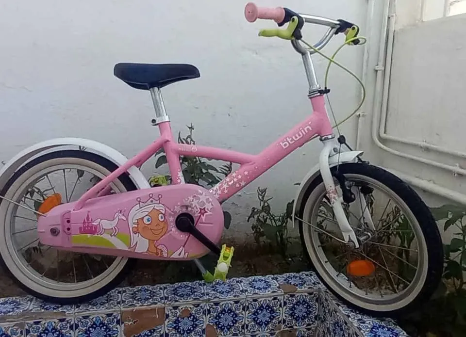 Velo Btwin 16 pouce fille Neuf