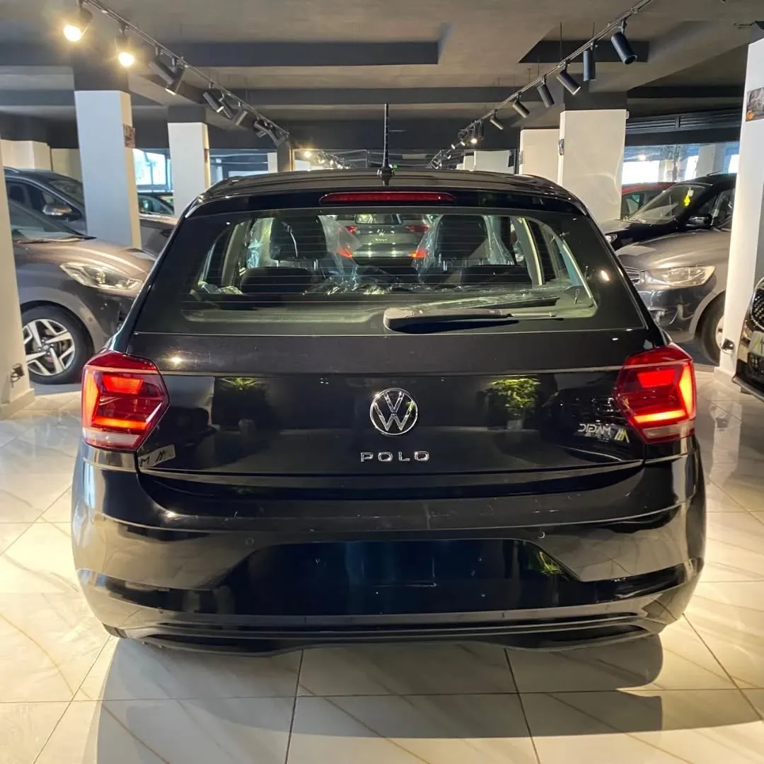 POLO8