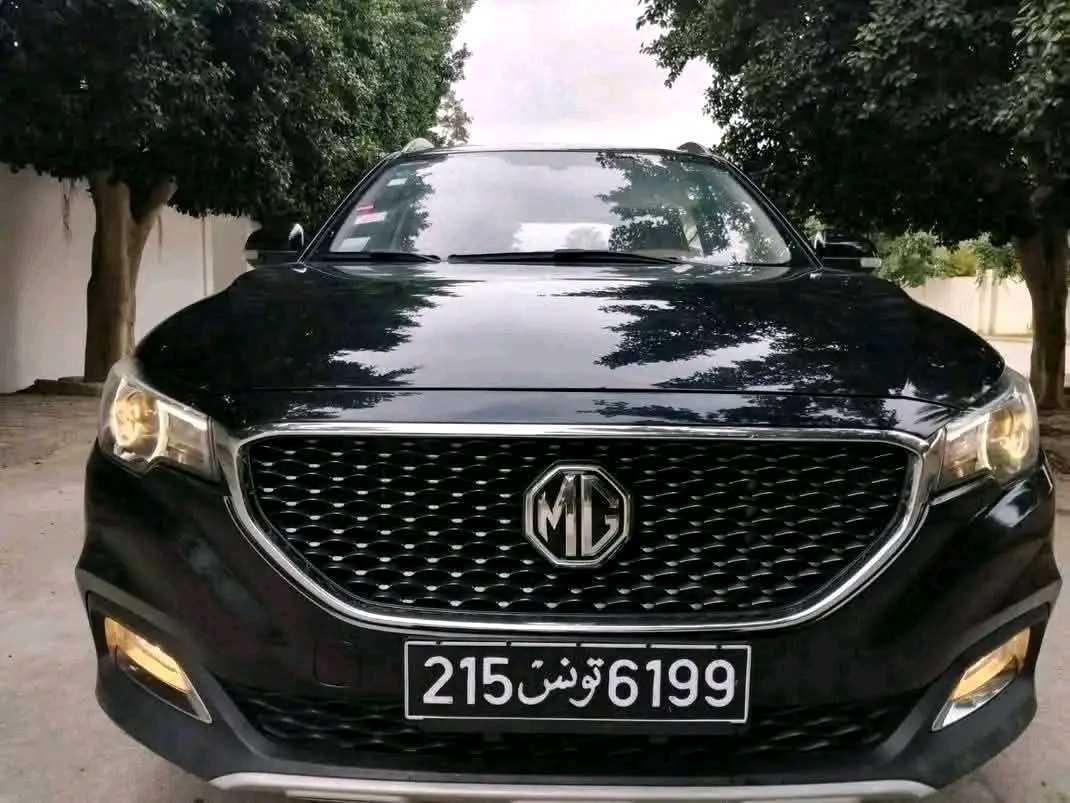 A VENDRE OU ÉCHANGE MG ZS BOÎTE AUTOMATIQUE 