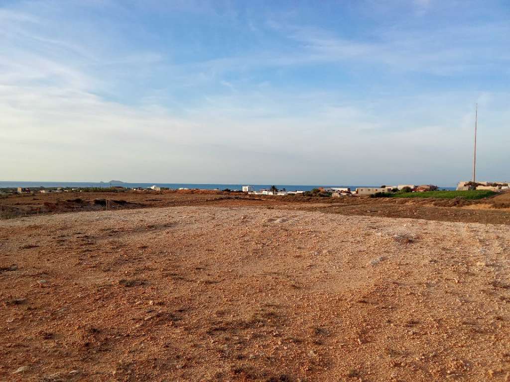 قطعة الأرض للبيع 2000م² قريبة من البحر يمكن بيع إبتداء من 200م² برج الصالحي الهوارية 