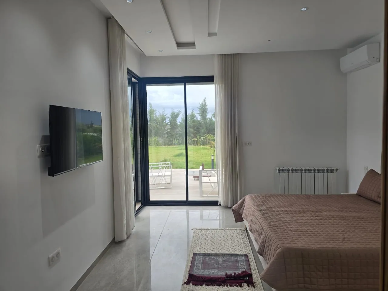 Magnifique villa avec piscine à RMILA pré Mall of Sousse