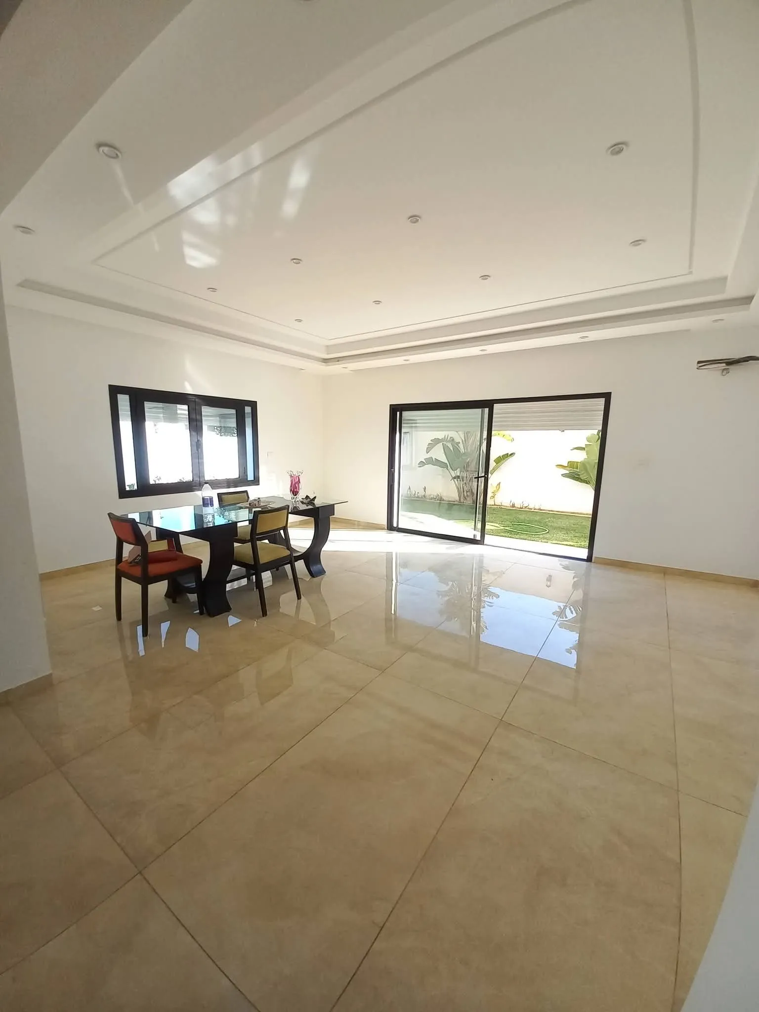 Une Villa moderne haut standing à Chatt Mariem Sousse Vue mer