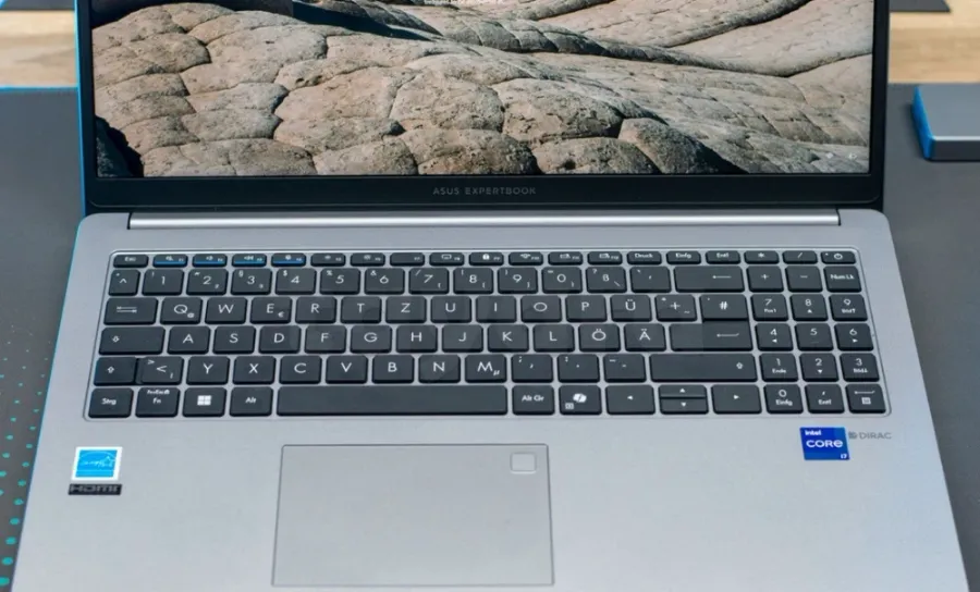 Asus ExpertBook P1