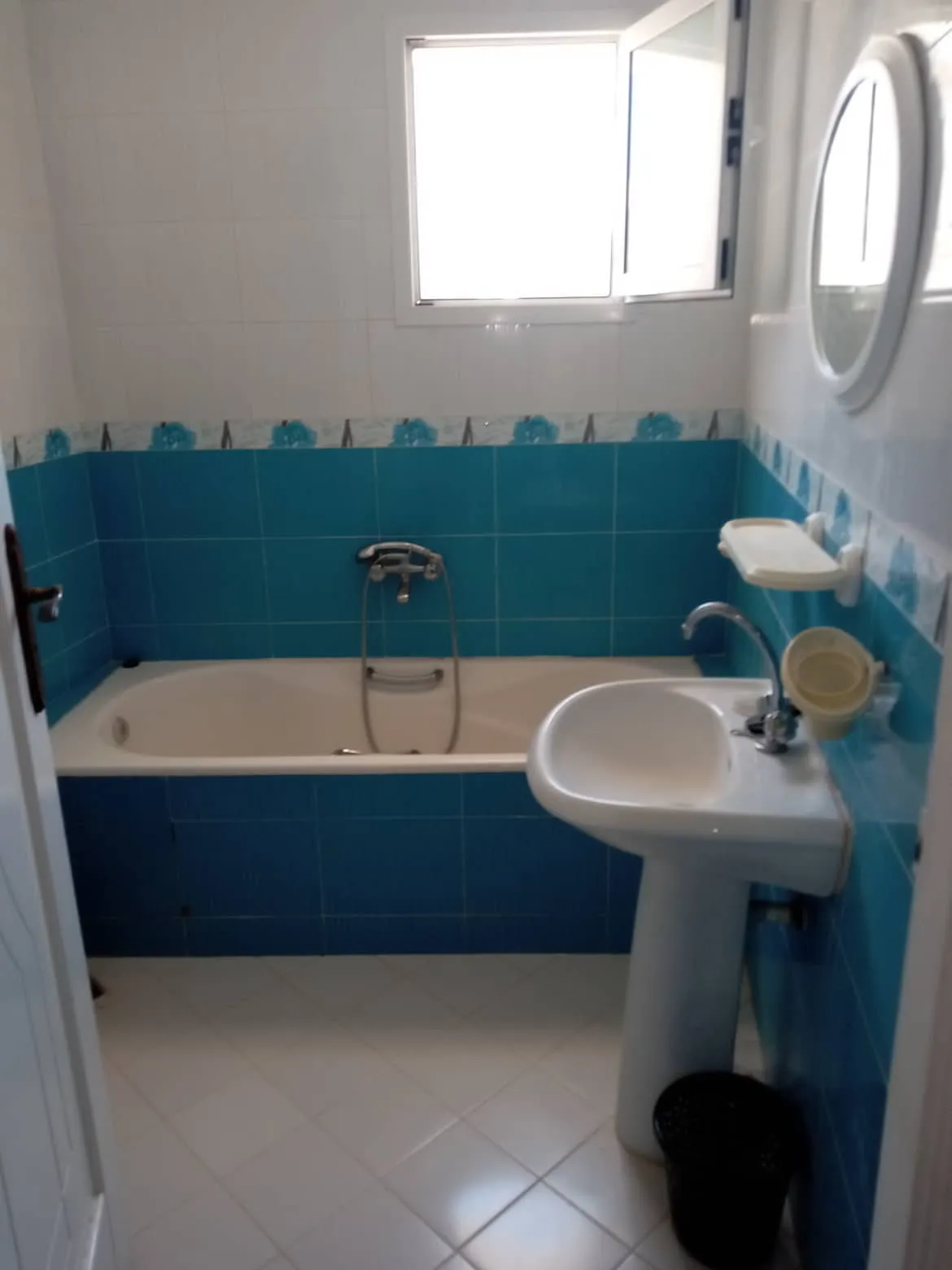 Appartement à louer à la plage de Hammam Ghezaz 
