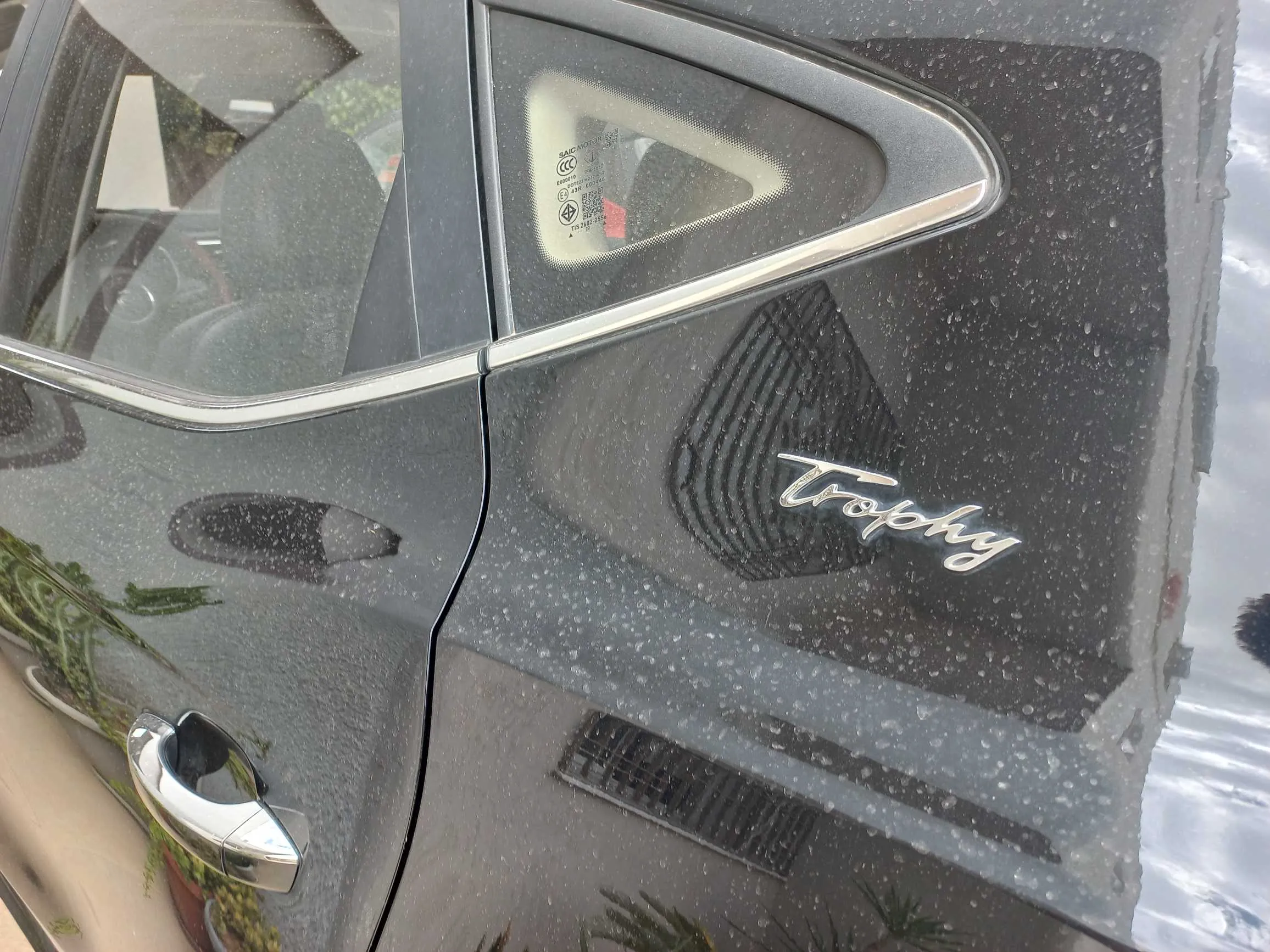 Bell SUV MG ZS Trophy