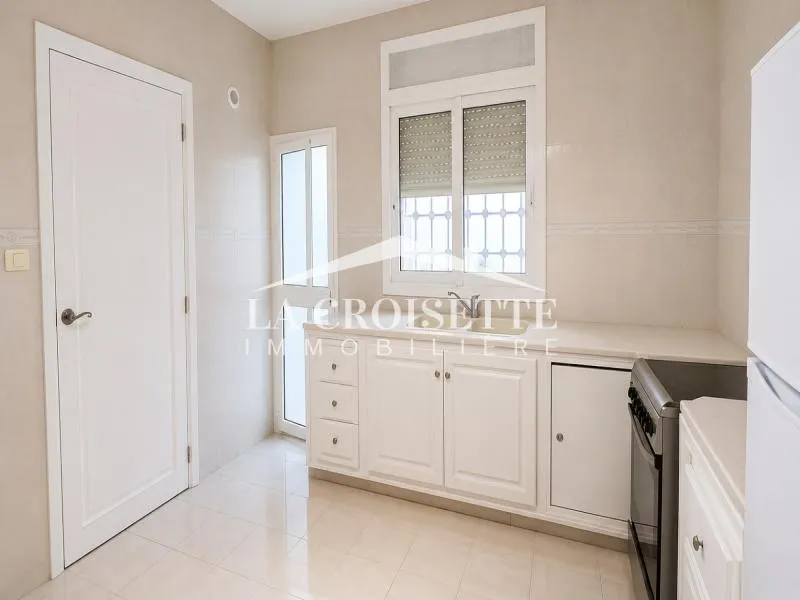 Etage de villa S+2 meublé à La Marsa MEL0607