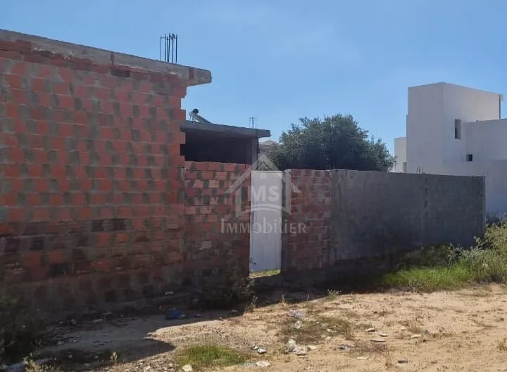 Villa encours de construction à Mrezga à vendre 51355351