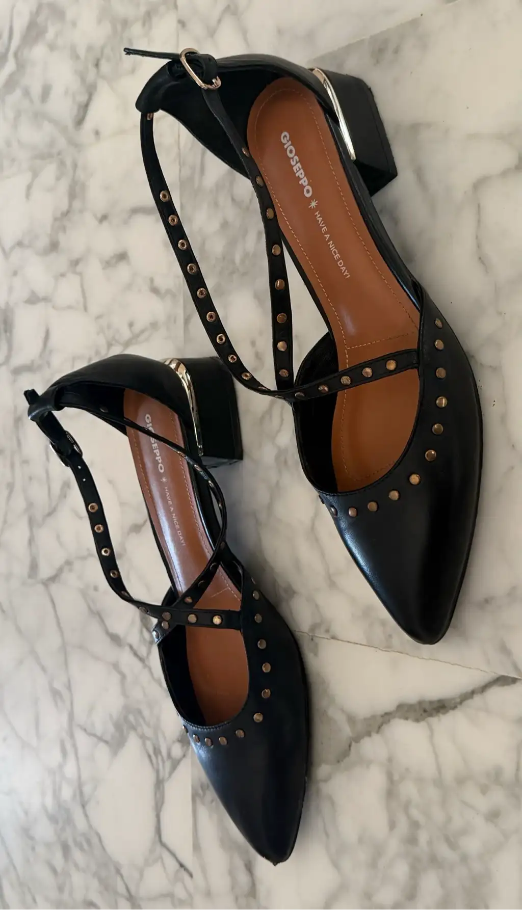 Ballerines noires Gioseppo