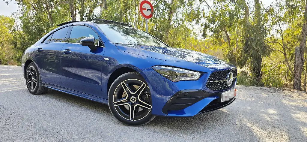 Une belle mercedes cla 250e amg Toi panoramic full importée d’Allemagne fin serie