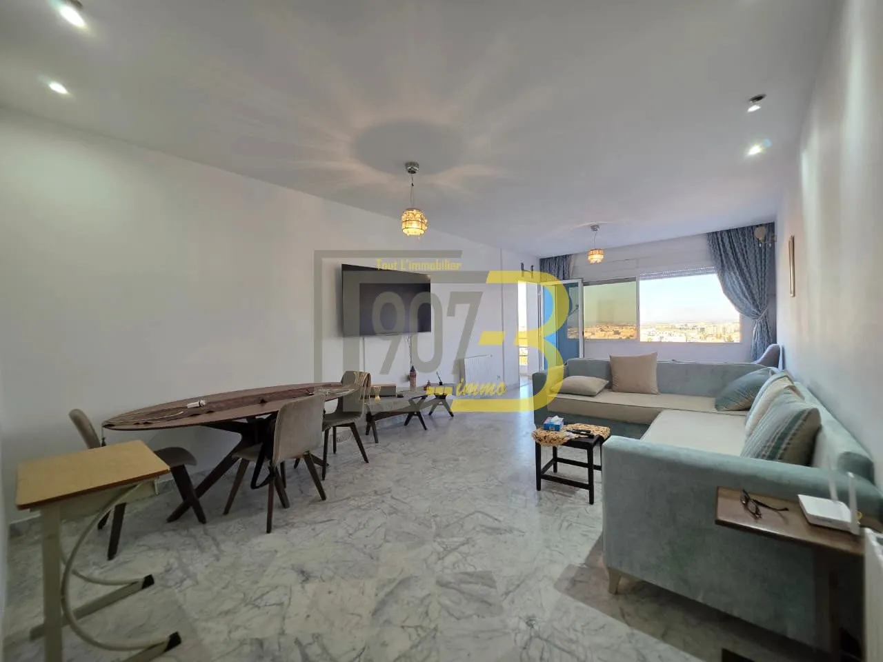 A vendre un appartement s+3 à cité Ennasr