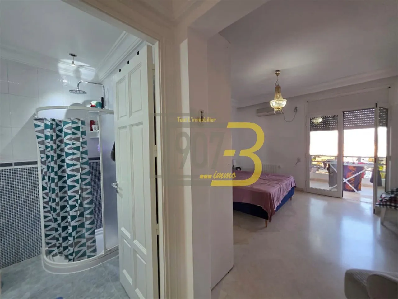 A vendre un appartement s+3 à cité Ennasr