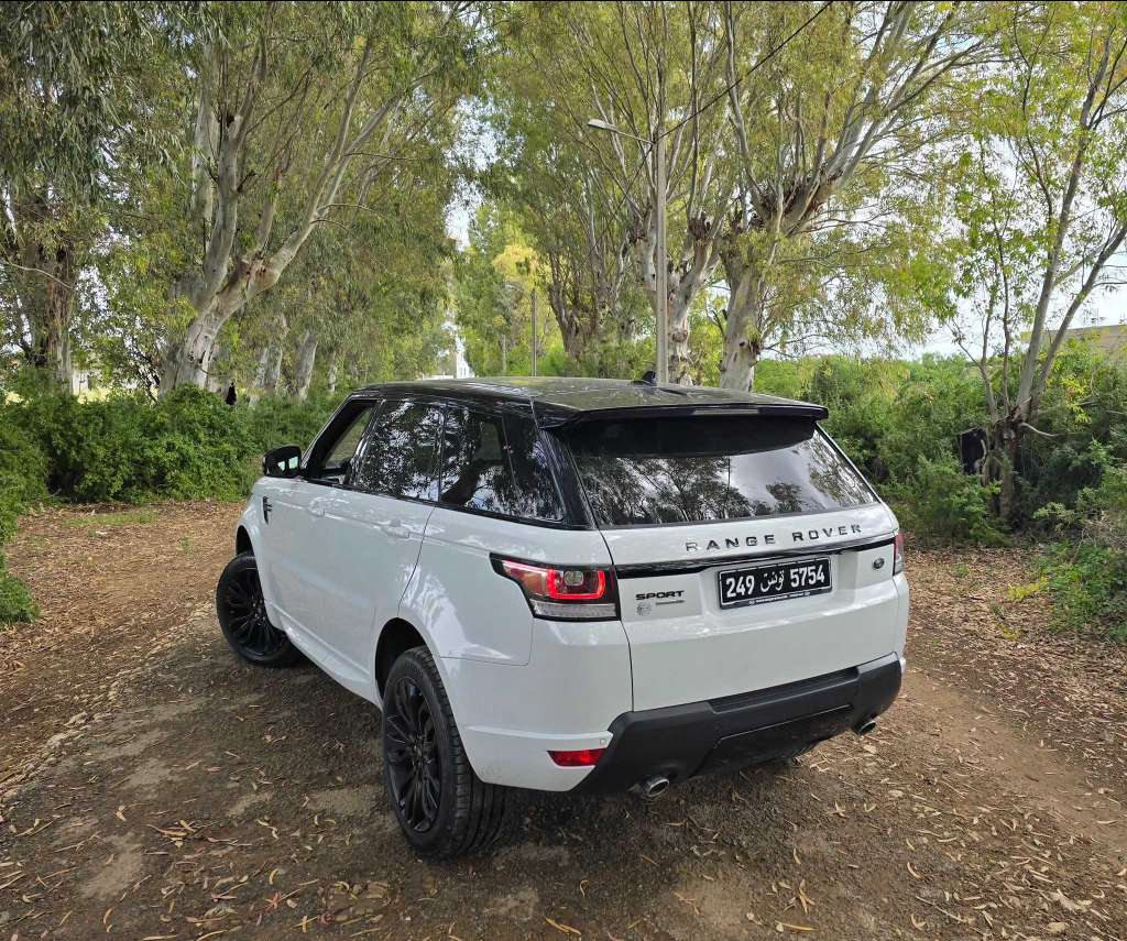 ⛔️ Range Rover Sport Hse diesel 3L 2016
On accepte l échange des voitures 53 100 007
Prix 190.000