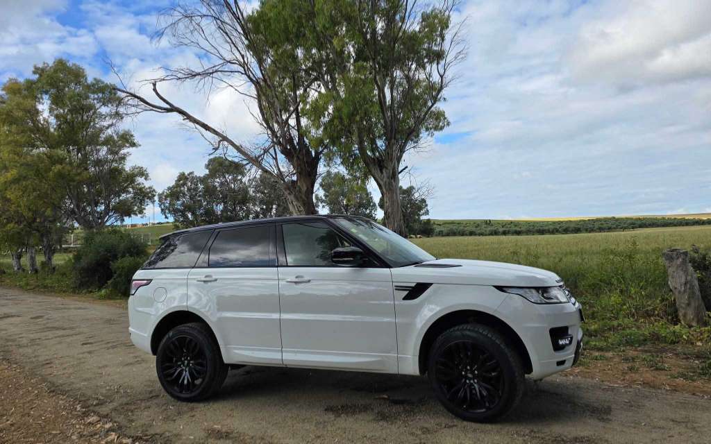 ⛔️ Range Rover Sport Hse diesel 3L 2016
On accepte l échange des voitures 53 100 007
Prix 190.000