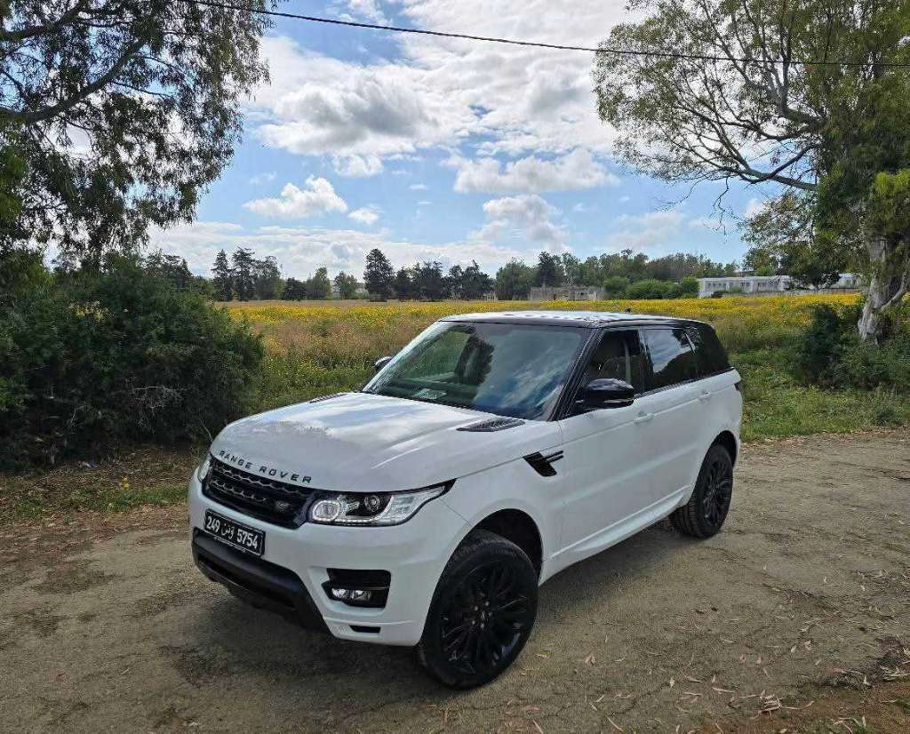 ⛔️ Range Rover Sport Hse diesel 3L 2016
On accepte l échange des voitures 53 100 007
Prix 190.000