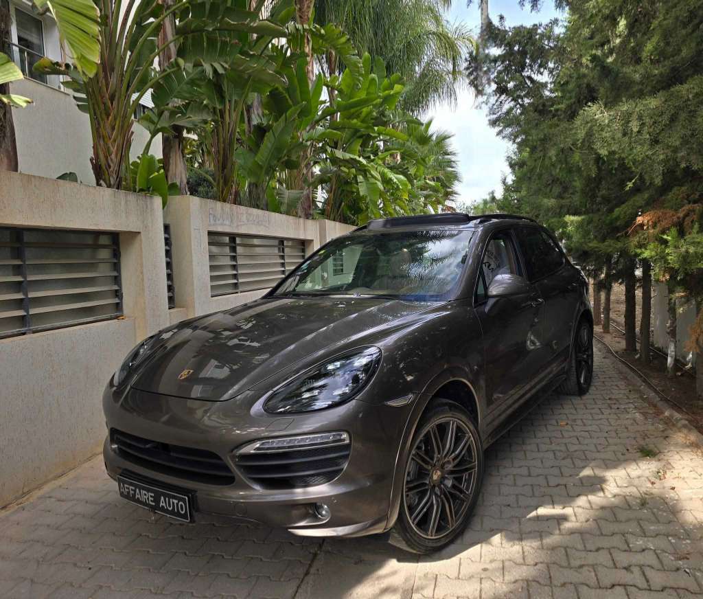 🚘  PORSCHE CAYENNE GTS2012 V8 ESSENCE🚘
          🔁 on accepte l échange des voitures
                