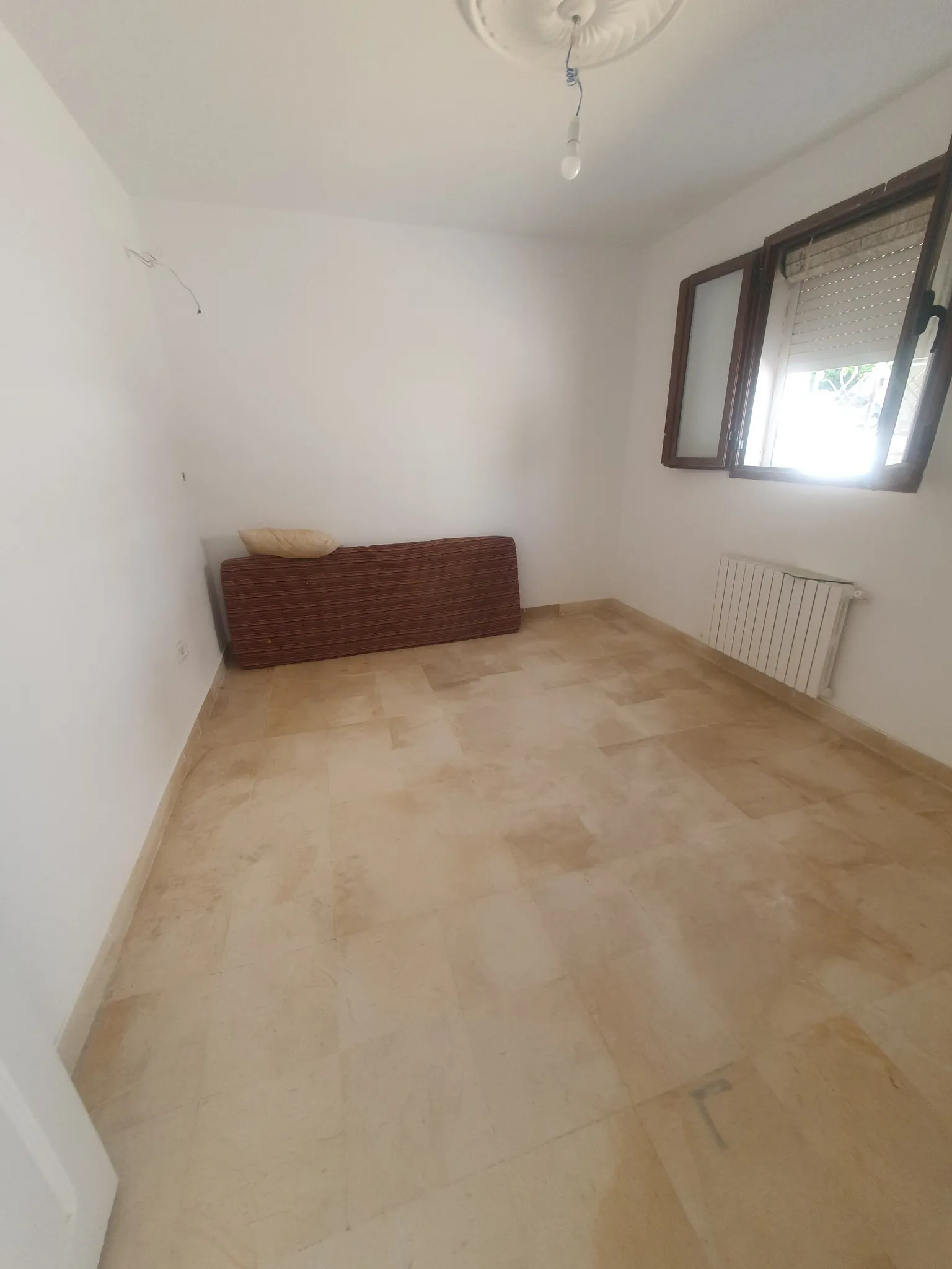 s+3 menzah 5 réf 166