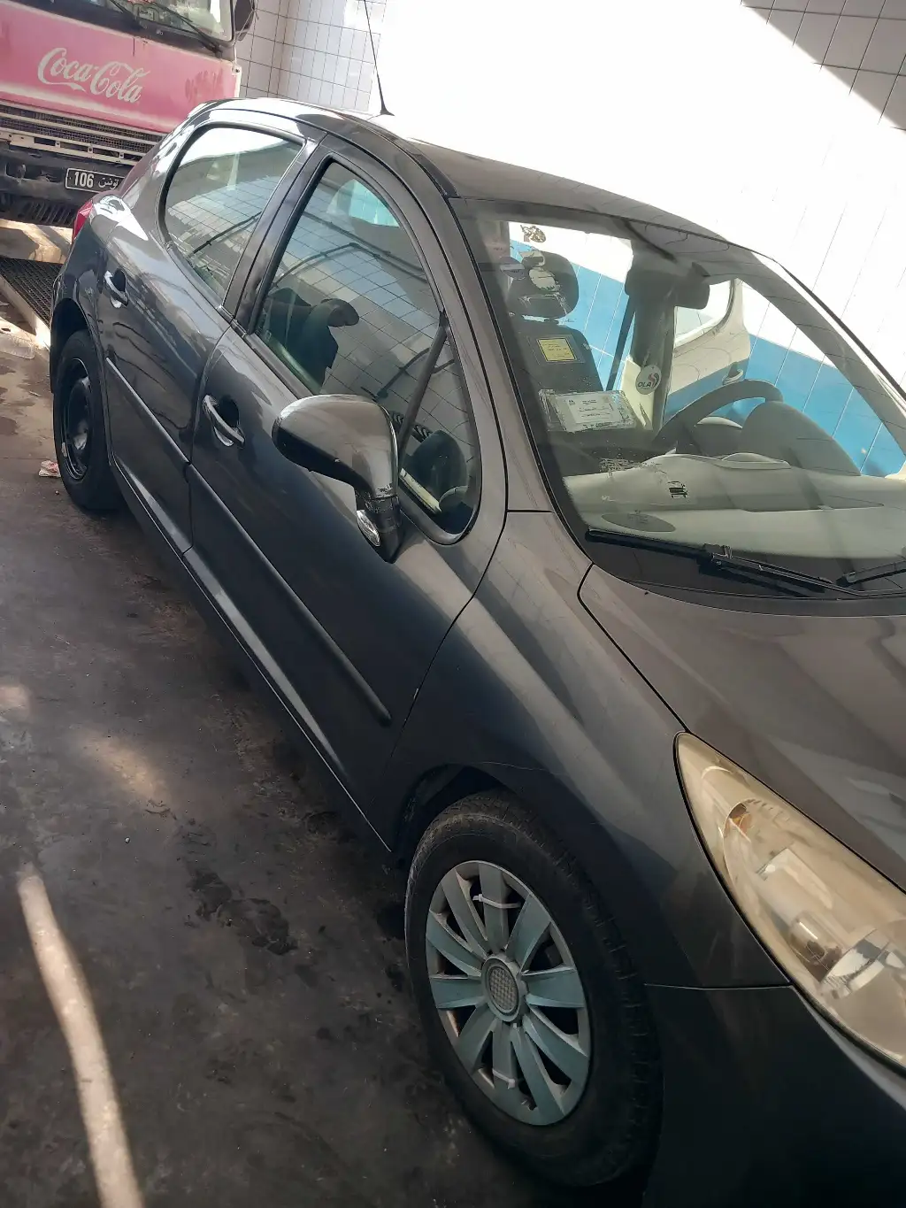 PEUGEOT 207