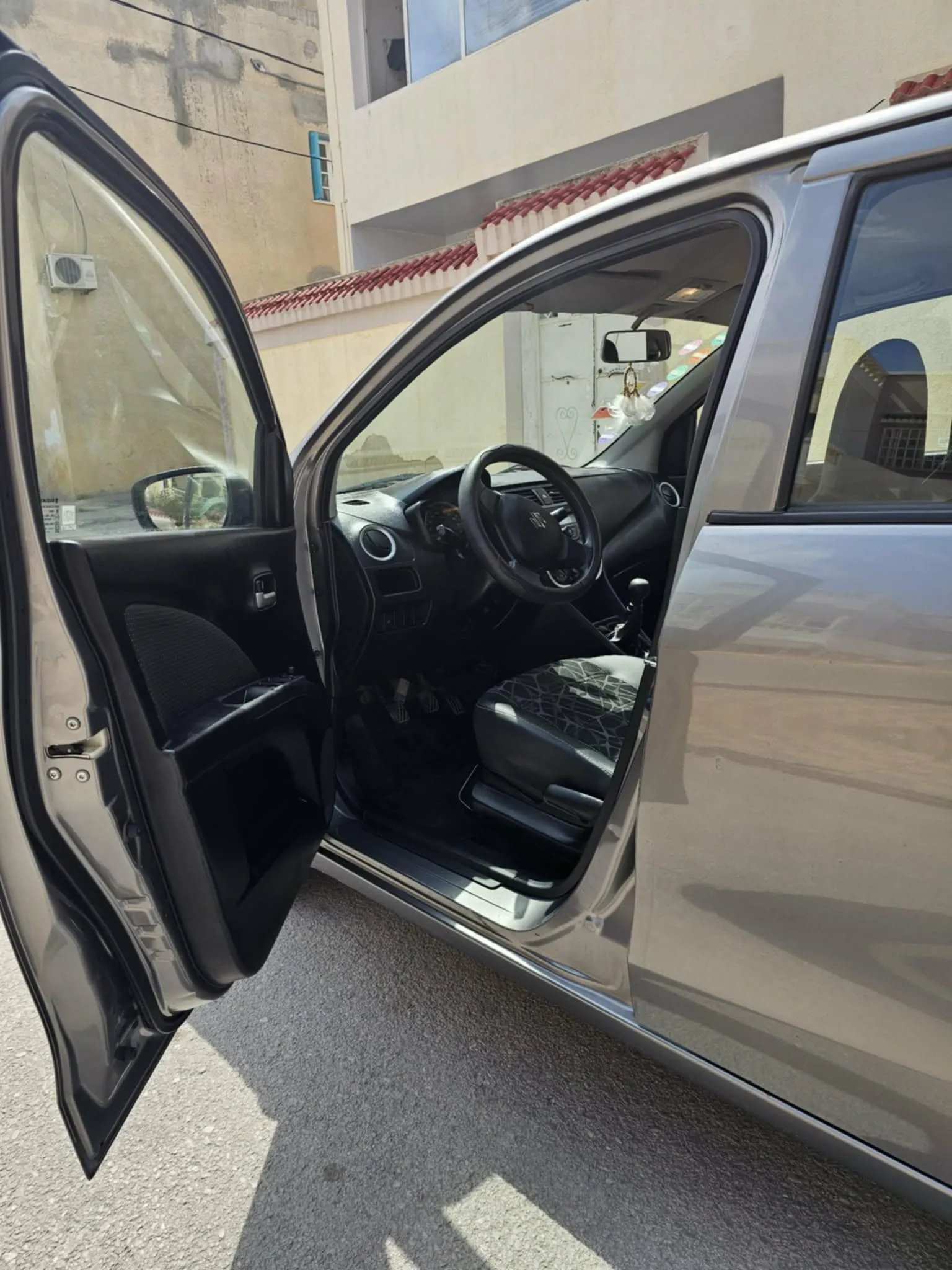 Suzuki celerio premier Main 