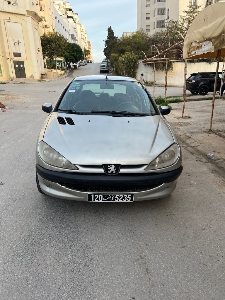 Peugeot tout option première main d'origine