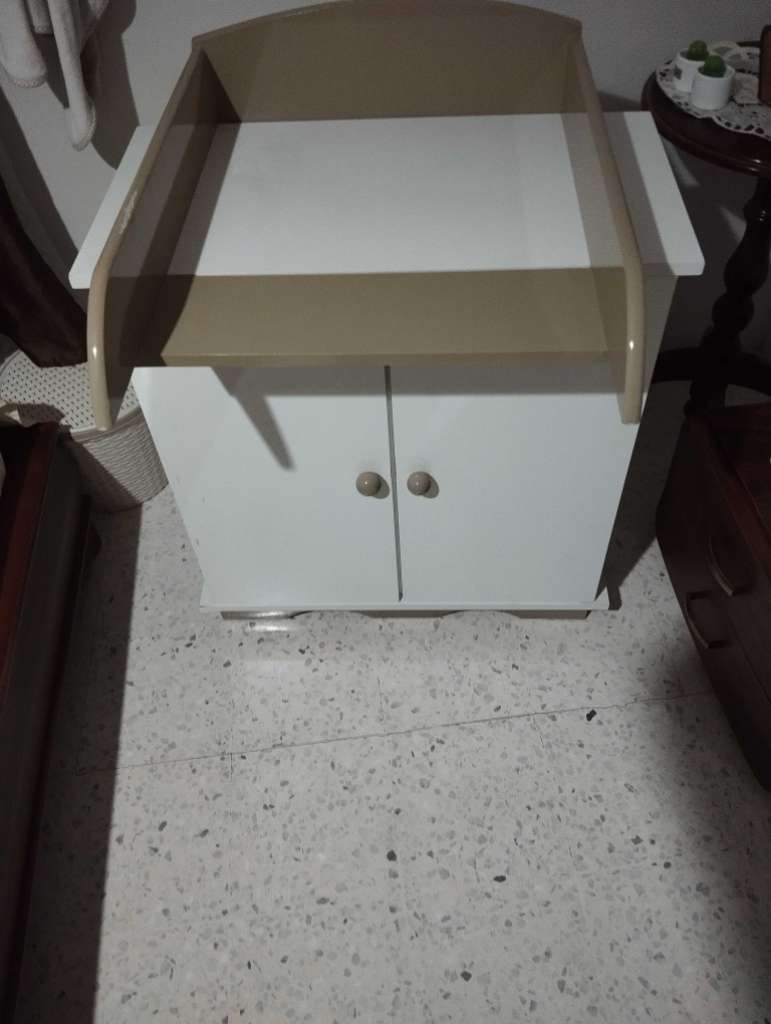 Table de change pour bébé