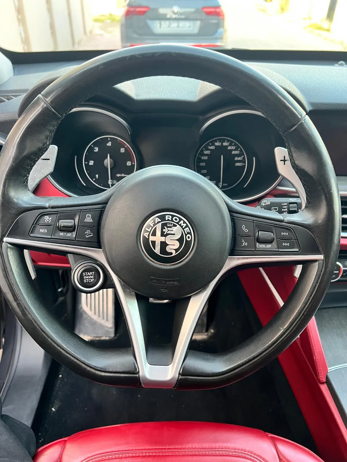 Alfa Romeo  lusso