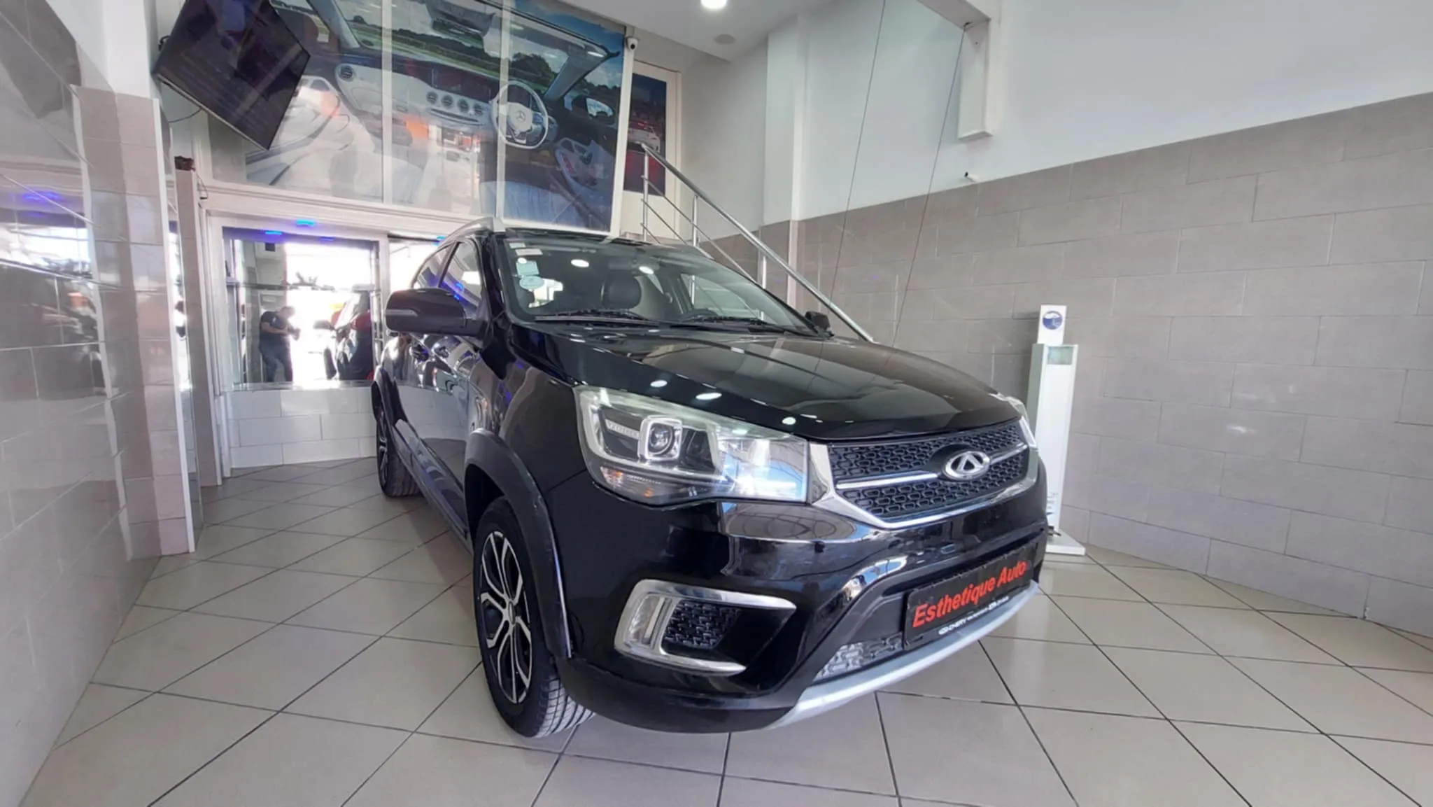 Chery Tiggo 2 - 46 mill km - Tel 98479647-21140009