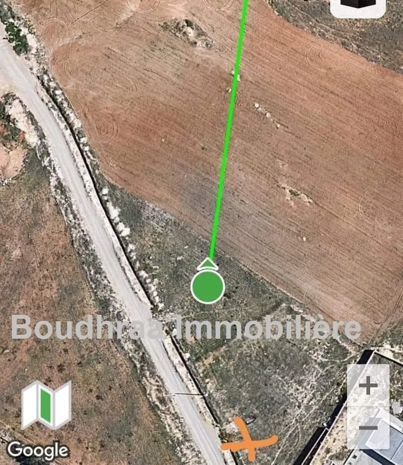 A vendre terrain 334 m2 a ennasr ( tunis )