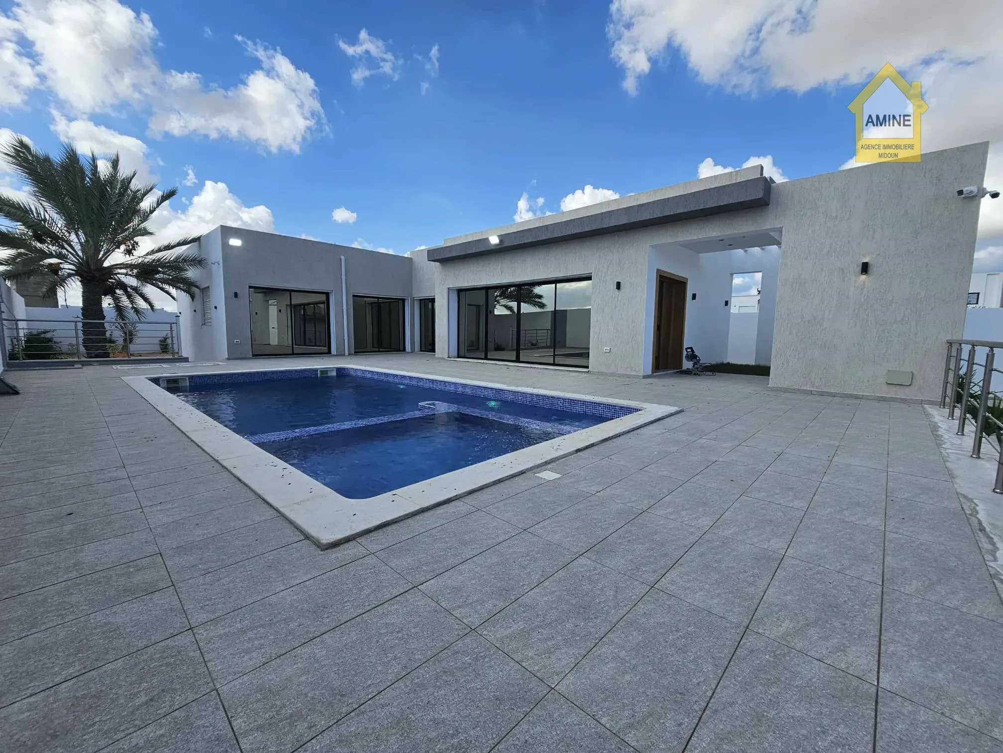 Villa moderne avec piscine à Midoun – Djerba