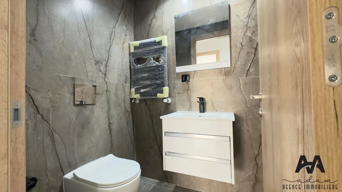 Appartement S+3 – 150 m² en RDC – Manzah 9C, Tunis