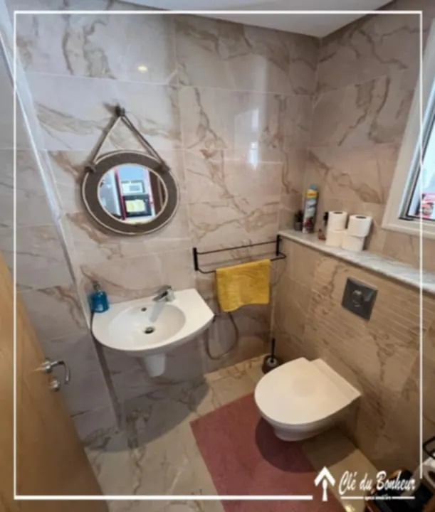 Appartement S+3 spacieux à Cité Wahat