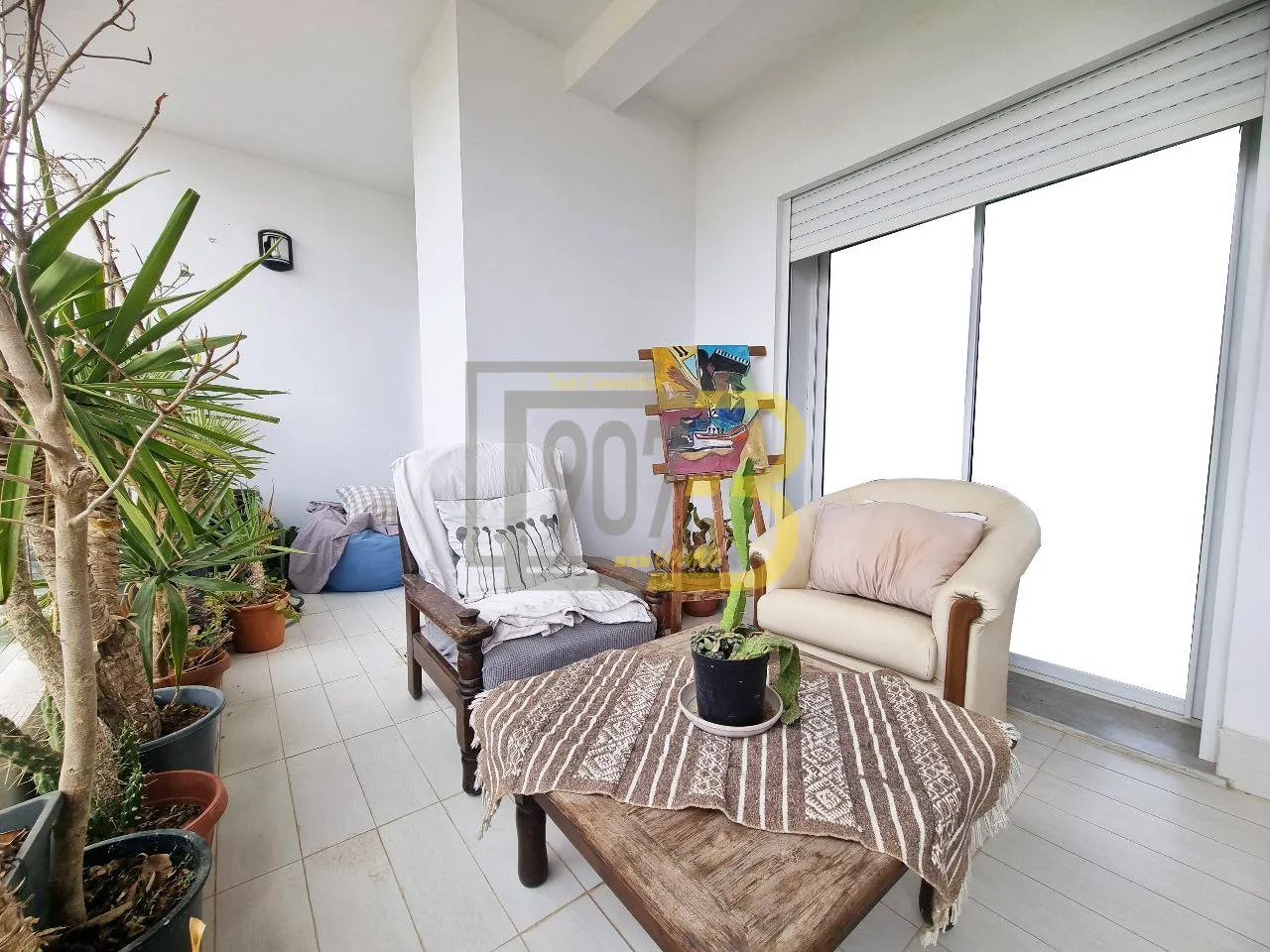 a vendre Très bel appartement s+4 à Ennasr 2