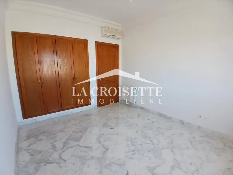 Appartement s3 avec chambre de service à La Marsa MAL1791