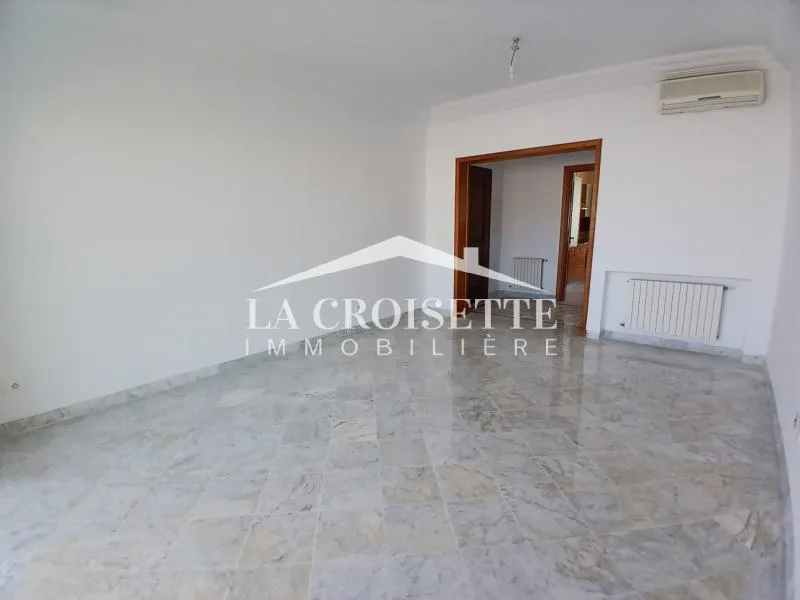 Appartement s3 avec chambre de service à La Marsa MAL1791