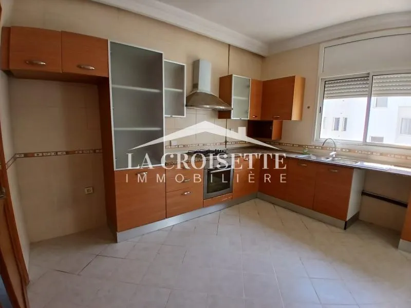 Appartement s3 avec chambre de service à La Marsa MAL1791