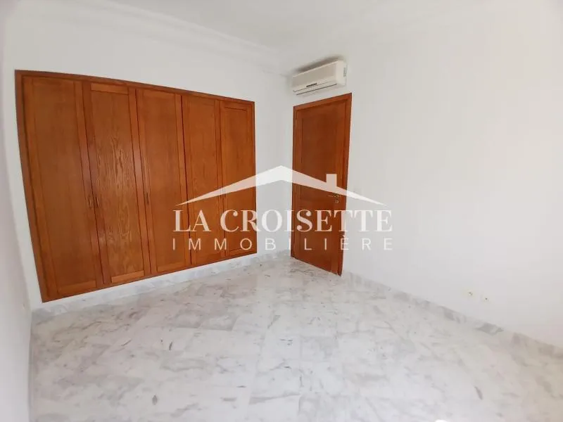 Appartement s3 avec chambre de service à La Marsa MAL1791