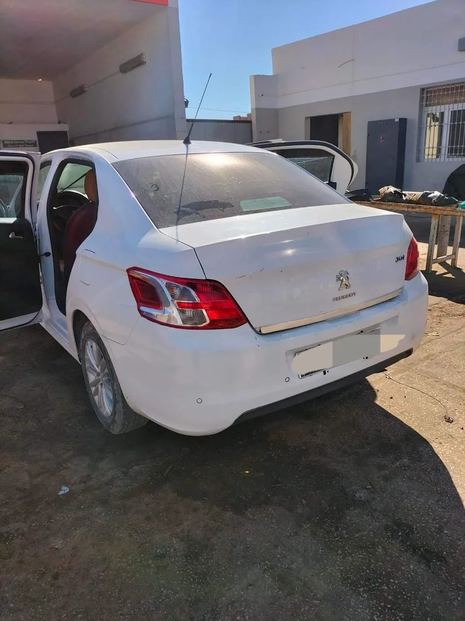 Peugeot 301